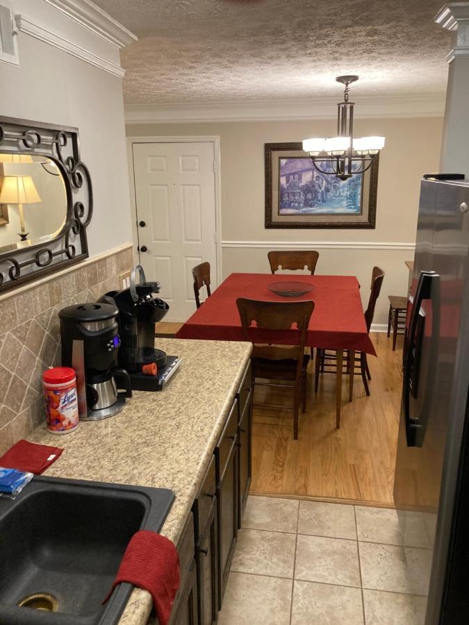 Spacious 3 Bedroom 2 Bath Condo Close To Five-Points In Athens Luaran gambar