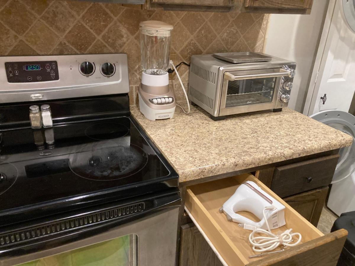 Spacious 3 Bedroom 2 Bath Condo Close To Five-Points In Athens Luaran gambar
